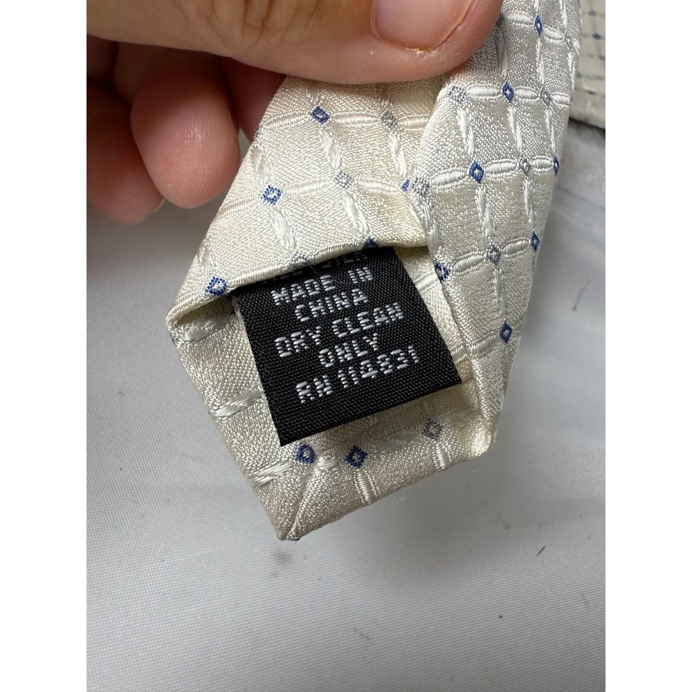 Pronto Uomo Silk Necktie Ivory Blue Geometric Pattern Business Formal‎